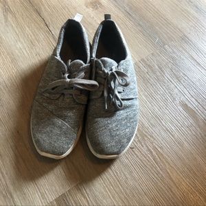 Gray Toms Shoes